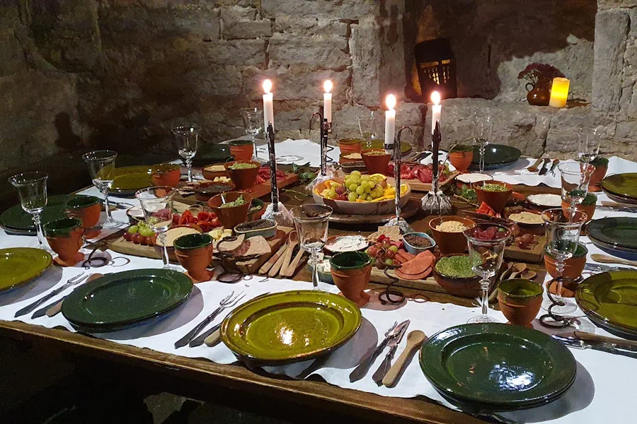 medeltidskrogen-kapitelhusgården